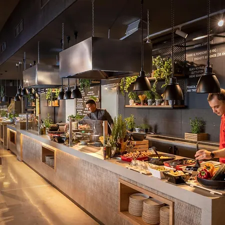 Places Dalmacija By Valamar 3* Makarska