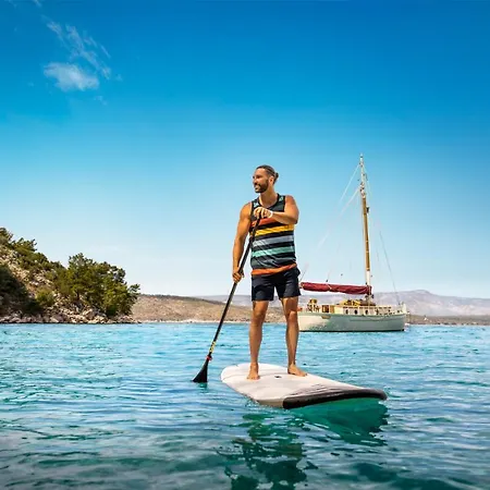 Places Dalmacija By Valamar Готель Макарська