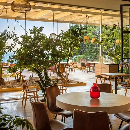 Places Dalmacija By Valamar ماكارسكا