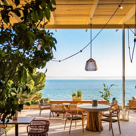 Places Dalmacija By Valamar Готель