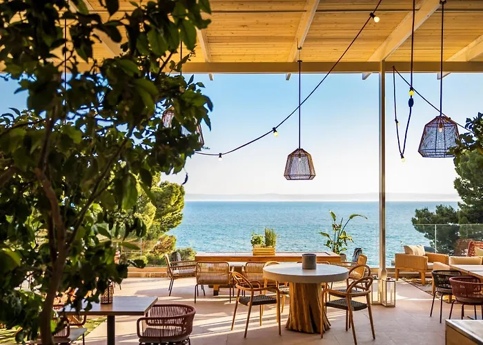 Places Dalmacija By Valamar Готель