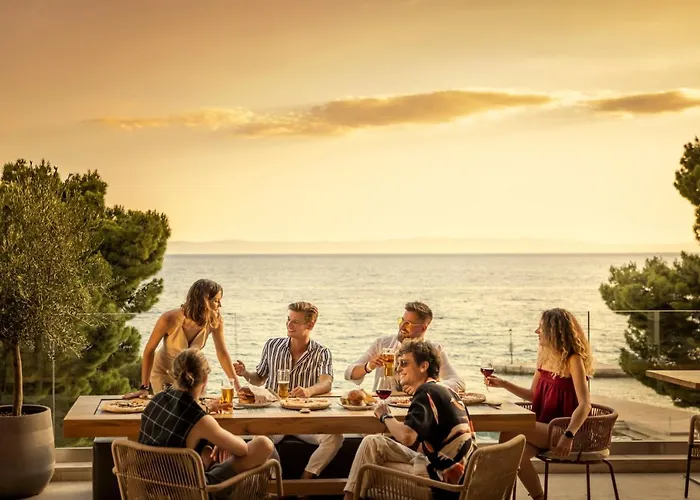 Places Dalmacija By Valamar Макарська