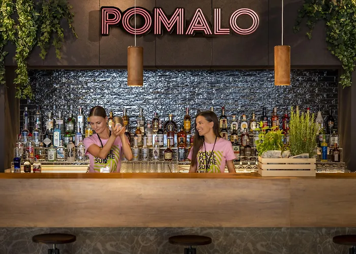 Places Dalmacija By Valamar 호텔 마카르스카